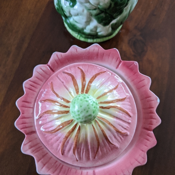 Decanter with Lid and Vase - Picture 6 of 9